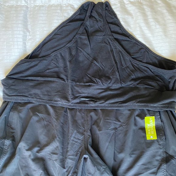 TASC PERFORMANCE FINESSE SHORT NWT - Picture 4 of 4